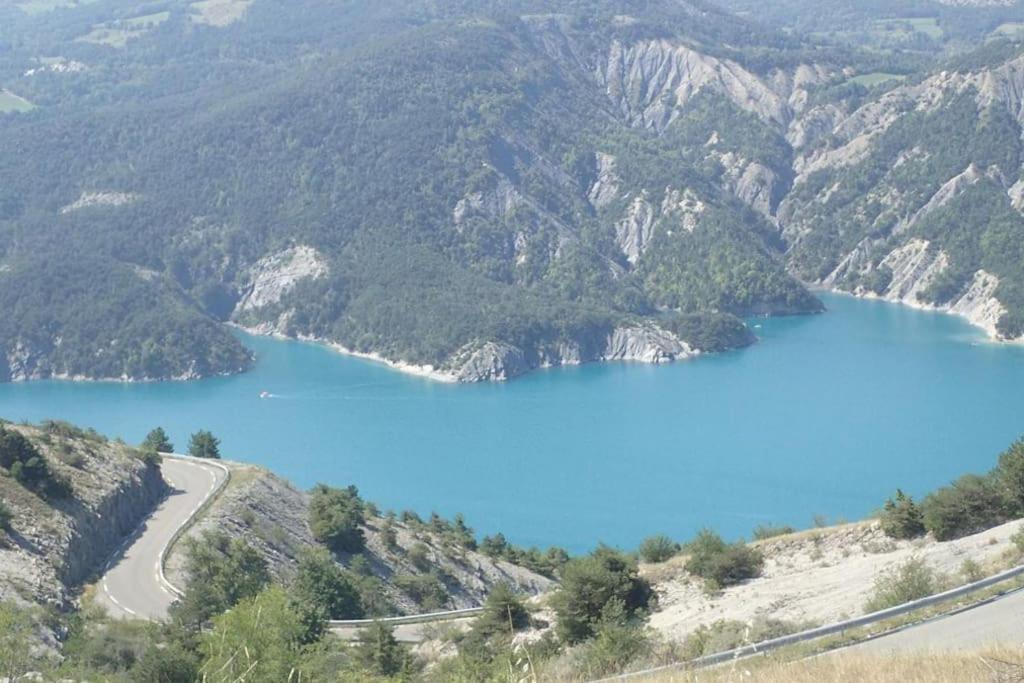 La Tulipe **** Panzió Savines Kültér fotó